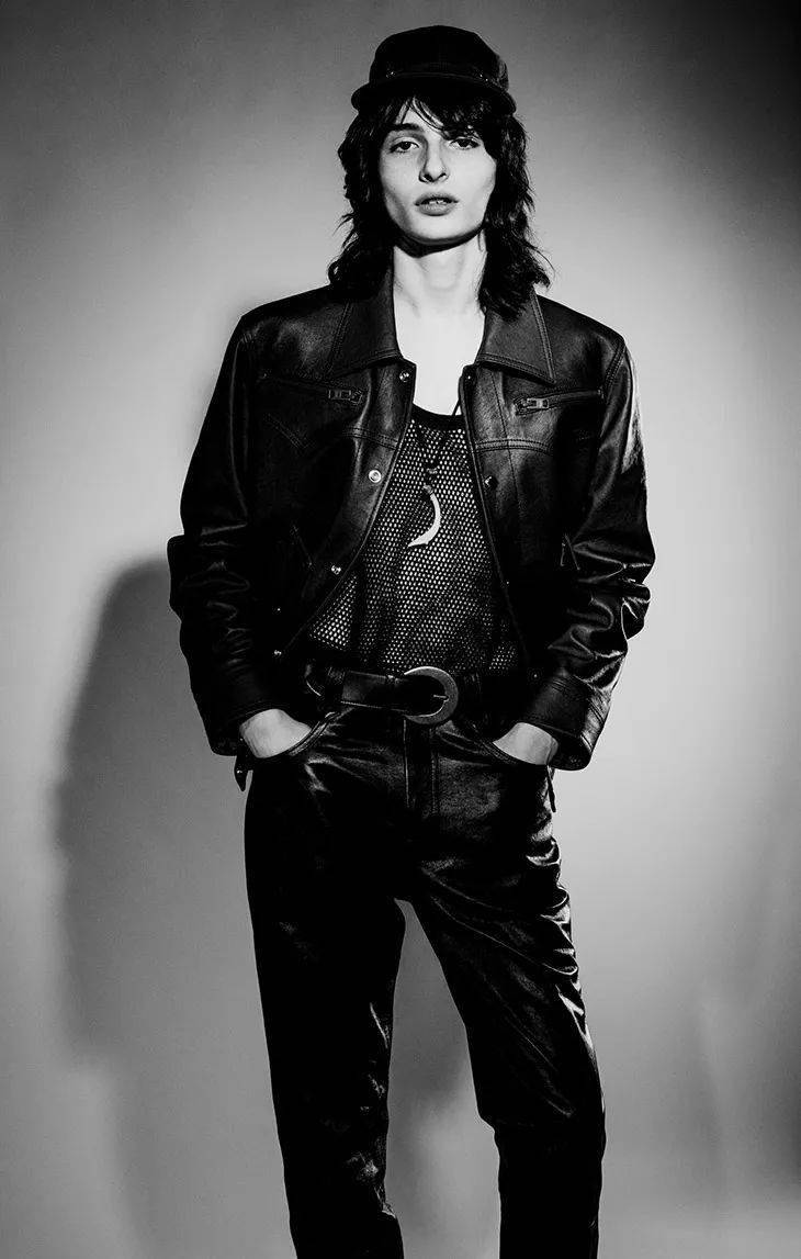 《怪奇物语》"芬仔"初长成丨赏色_芬恩·伍法德