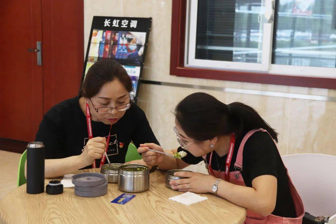 现在怎么称呼母女 787e1961de4a4e72944edb7604cd0d47.jpeg