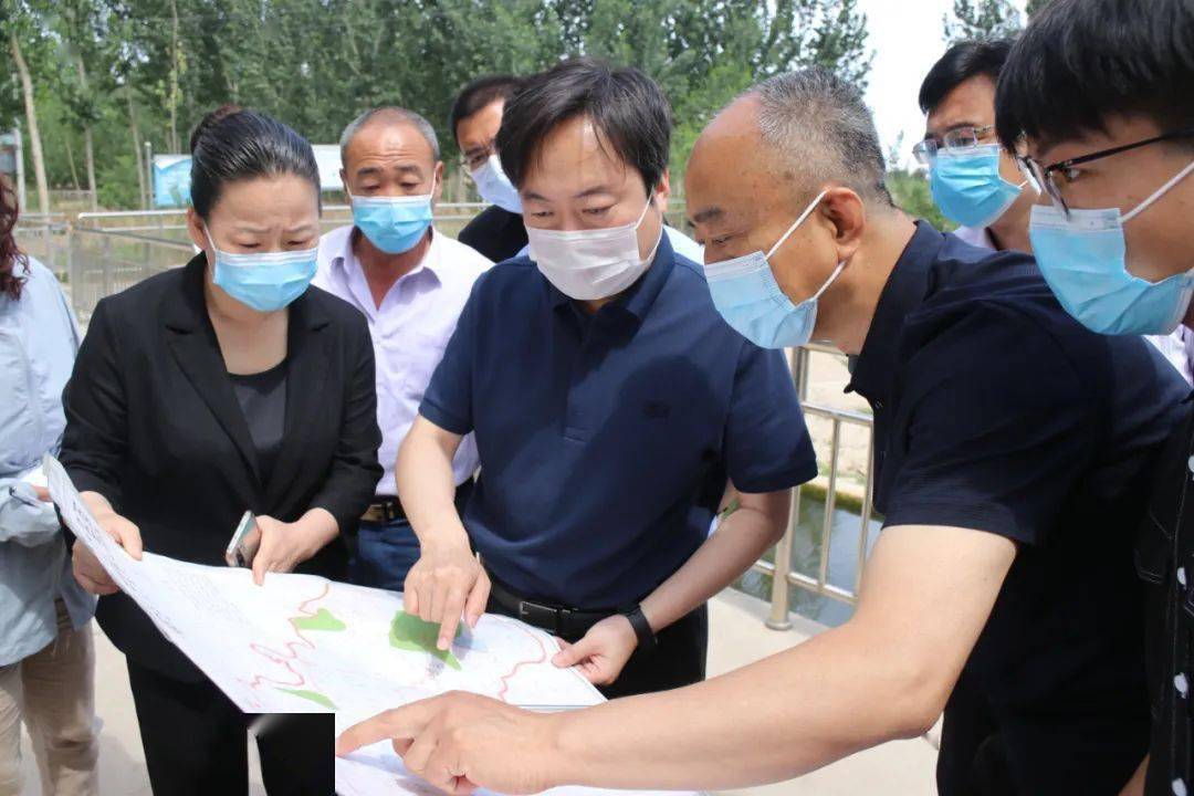 市委常委,市政府常务副市长于京礼,市政府副市长周义华,以及市委办,市