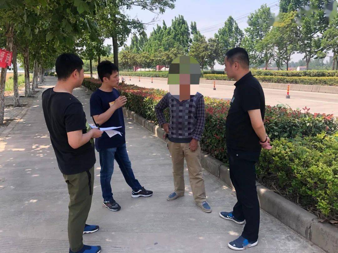 门卫董大爷全文 大学宿舍门卫董大爷