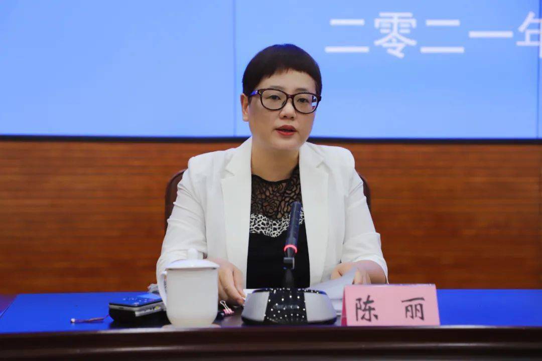 陈丽以下是图文实录.今年六五环境日活动主题是"人与自然,和谐共生".