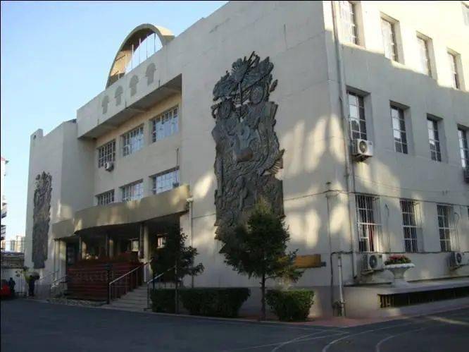 中招政策北京市徐悲鸿中学中央美术学院高校资源助力学生发展