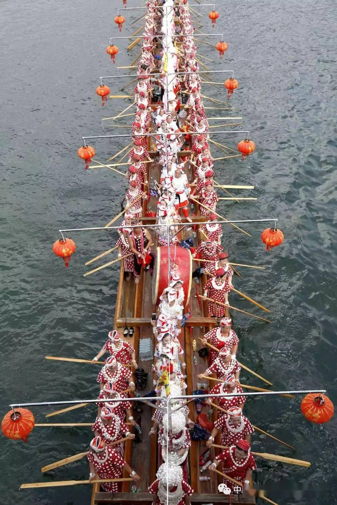 6月9日至14日施秉县举办全国独木龙舟邀请赛