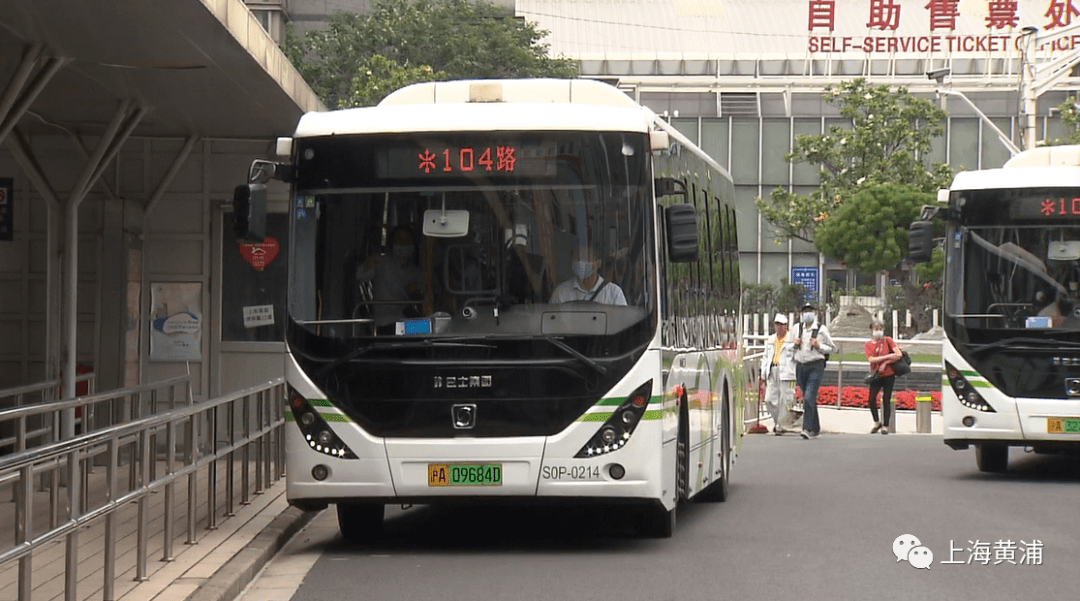 461805bcdd574997b809155c2fa1b806.png