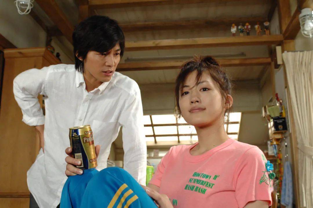 36岁单身女顶流,疯搞事业也太美了!_绫濑遥