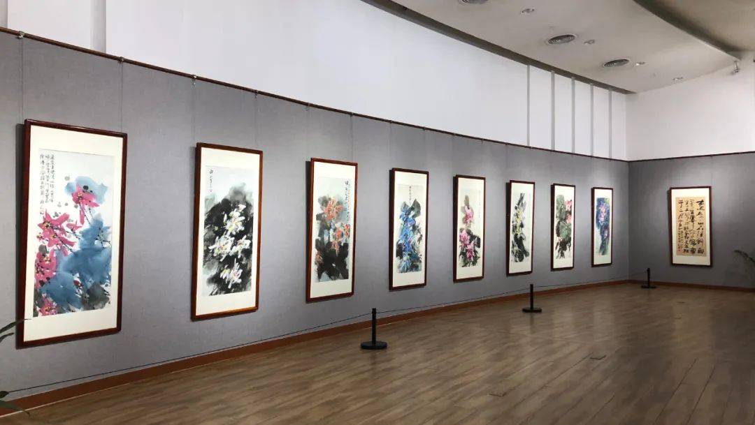 展讯丨脸谱荷花一起赏 和风拂脸 许固令艺术作品展 6号亮相佛山 展览