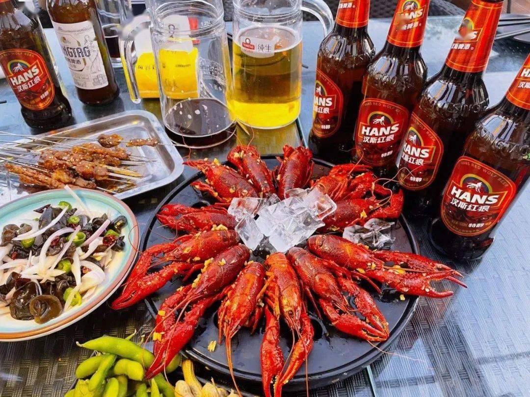 tsingtao1903酒吧丨啤酒龙虾烧烤爽夏