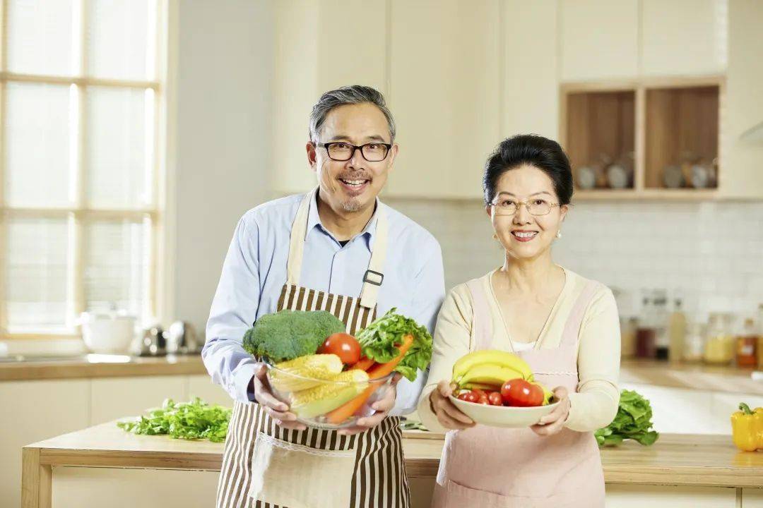 "老年人不良生活方式排行榜"出炉,这条竟然排第一!_食品