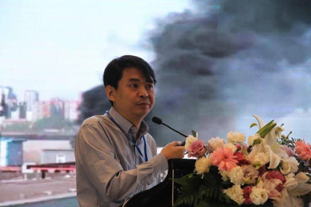 战略联盟理事长戴彦德,中关村储能产业技术联盟常务副理事长俞振华