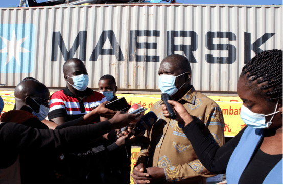 安哥拉||不远千里再次赈灾,中国城对库内内省旱灾蝗灾民众进行物资