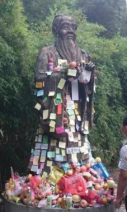 高考应该拜什么神这是一份谐音硬核玄学行为指南