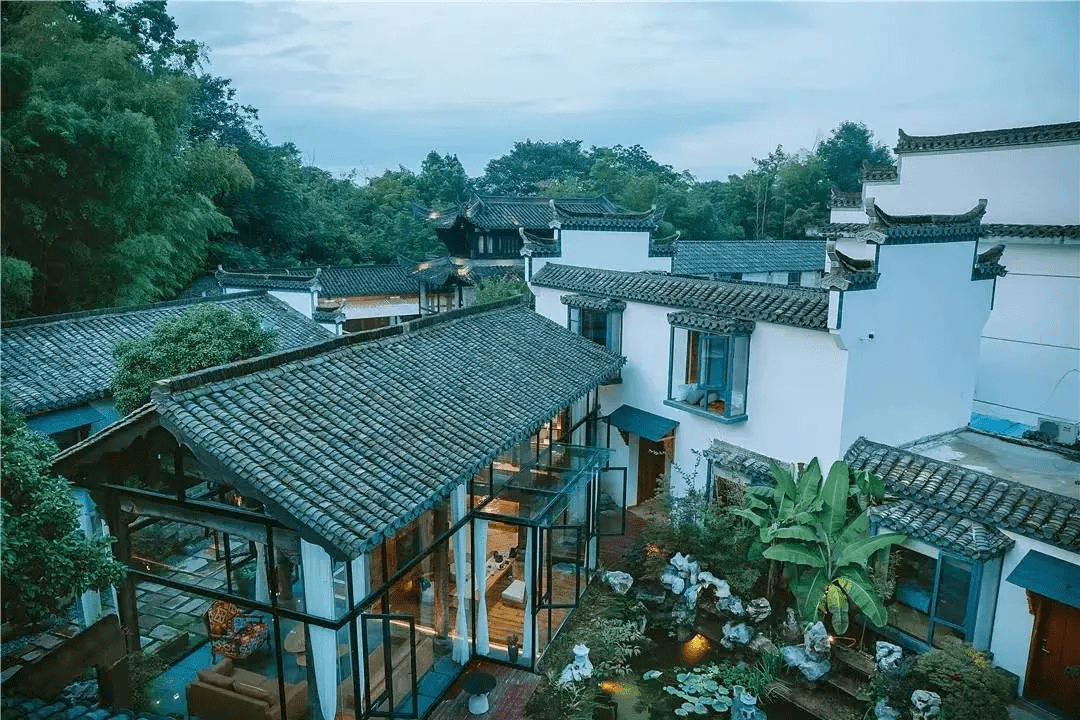 粽夏之时浅念安康寻黄山江畔民宿住进山水画卷里