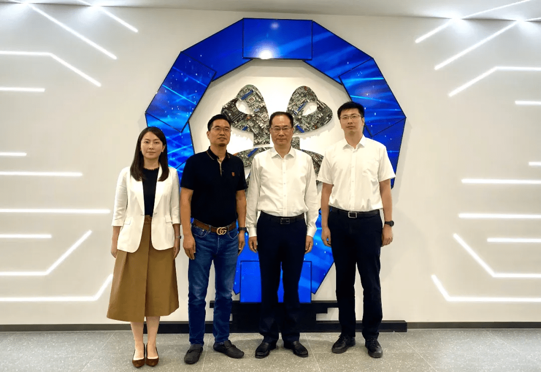 张家港市委副书记,市长韩卫调研中细软集团总部,市委宣传部部长朱艳