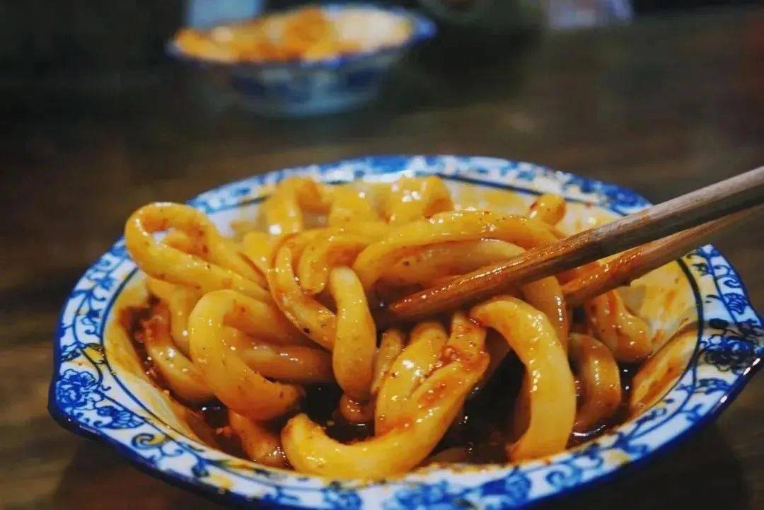 新荣记 人均_中国人均寿命变化图(2)