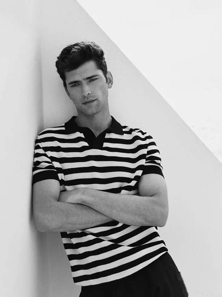 曾扬言:不与霉霉捆绑?