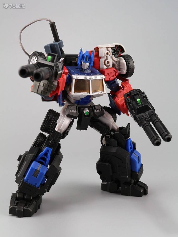 78民间测评:经典系列g2擎天柱 maketoys车厢配件