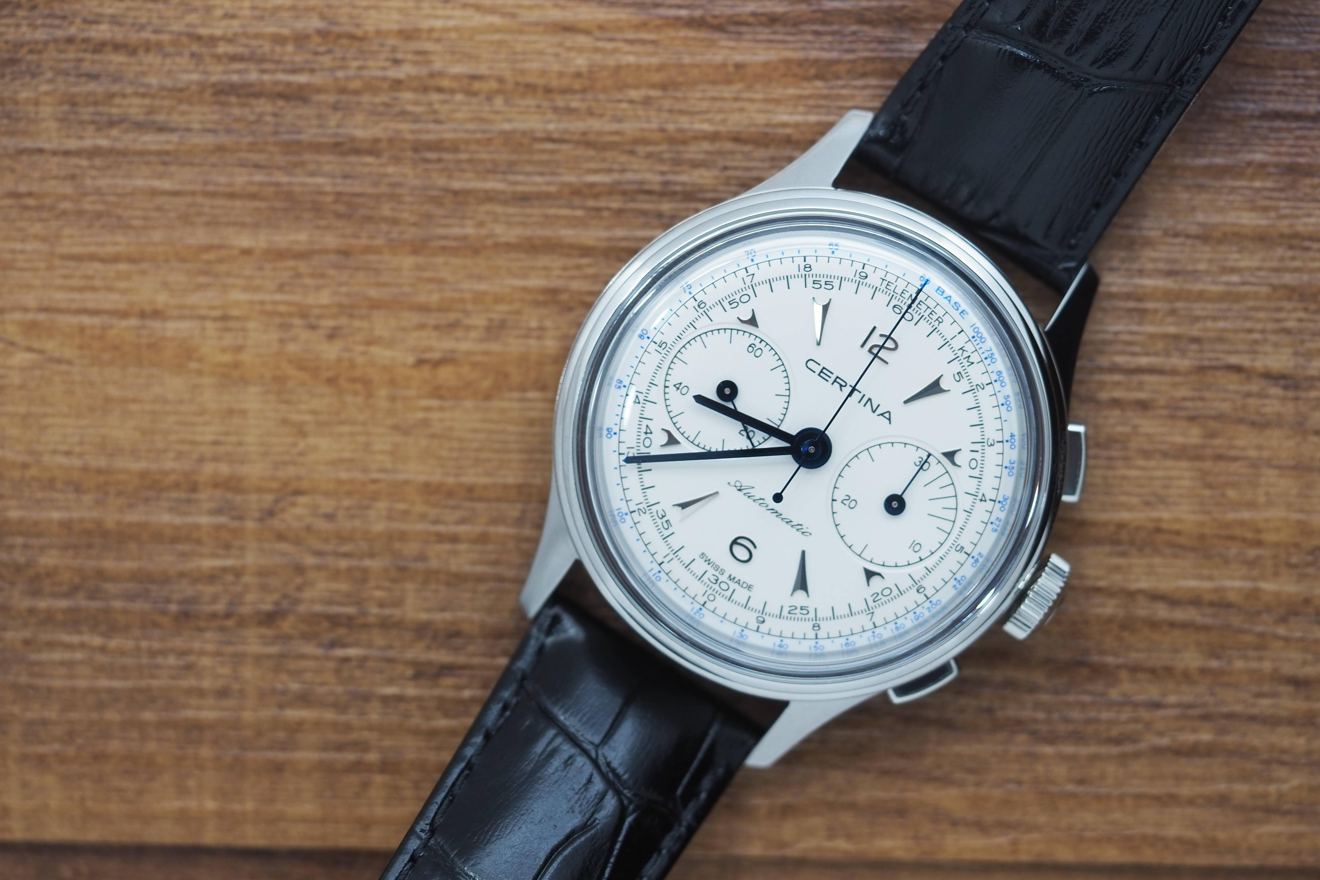 雪铁纳复古计时系列ufo手表随着618购物节的到来,品牌也在电商官网上