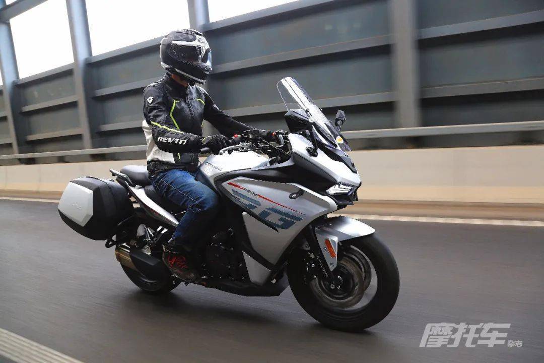 车评体验赛科龙rg3全民adv时代运动旅行车型能否突围