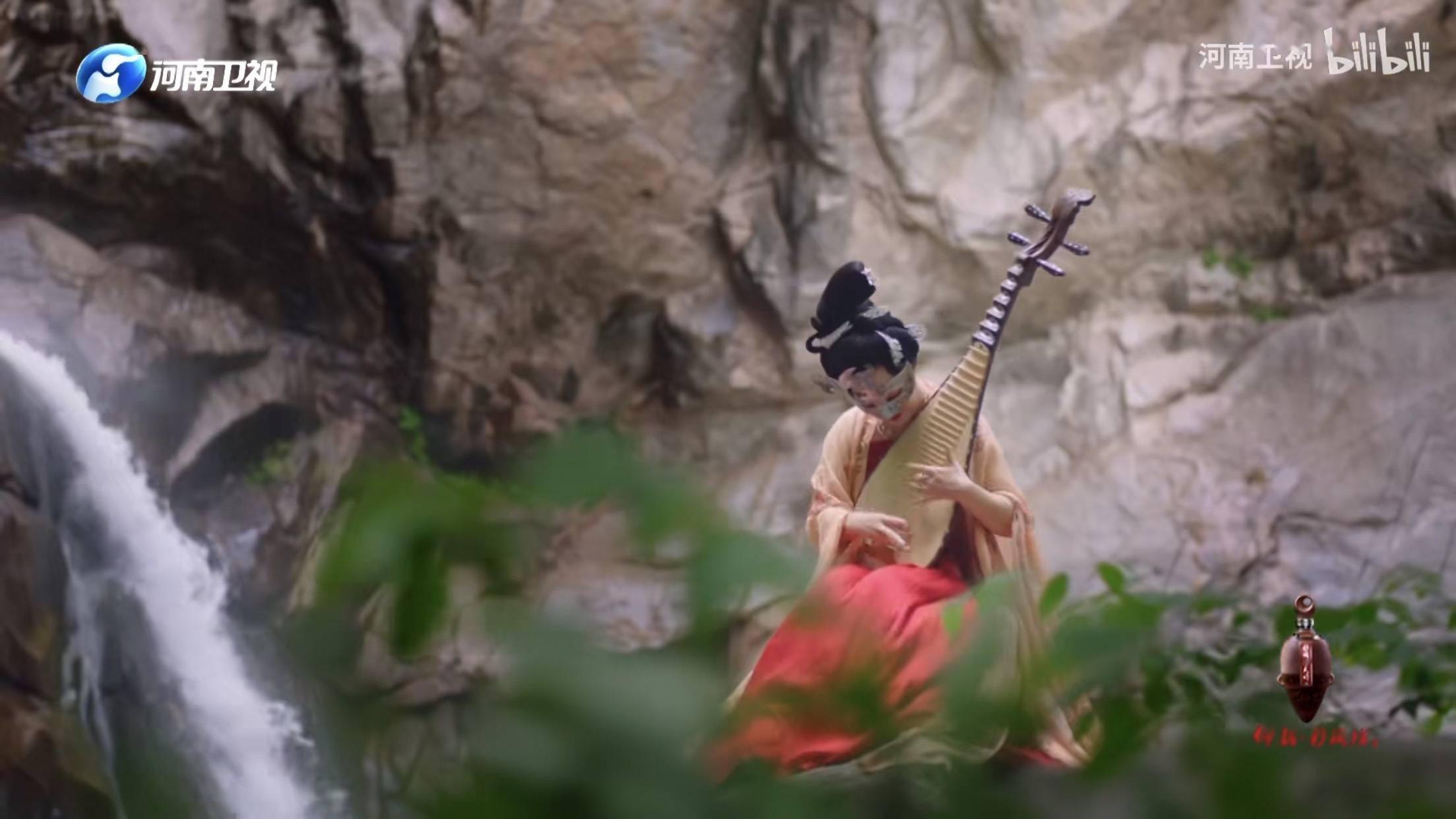 曹植诚不我欺洛水女神绝美出圈河南卫视怎么又刷屏了