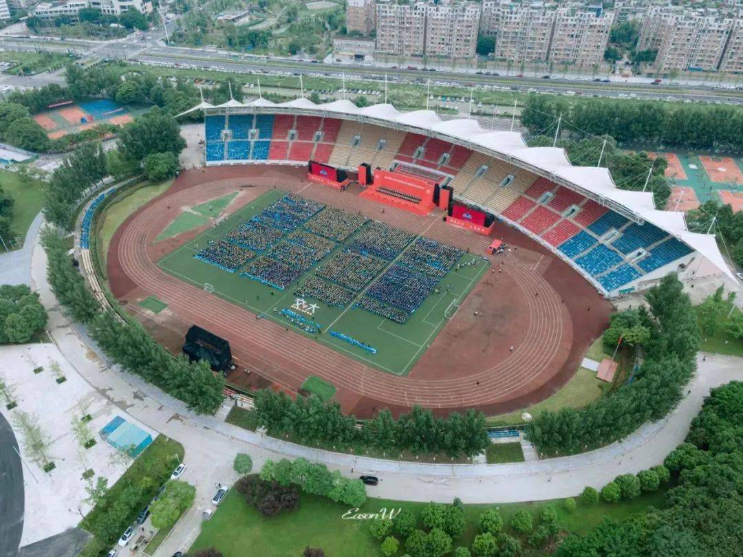 西南交通大学2021届学生毕业典礼暨学位授予仪式正式举行暨学位疏予