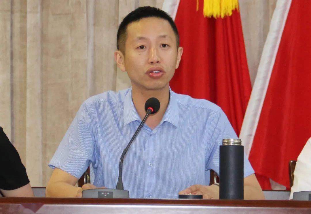 枕戈待旦全力以赴滨海镇坚决筑牢安全防线护航建党百年