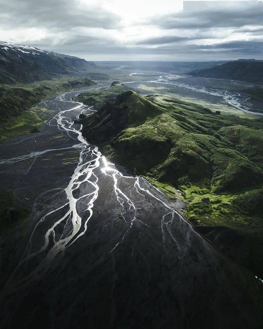 用上帝的视角俯瞰世间的壮丽山河