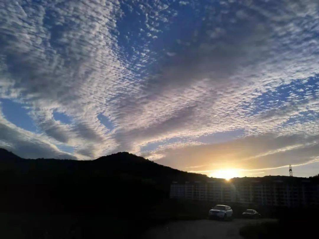 流云一片祥云在天穹