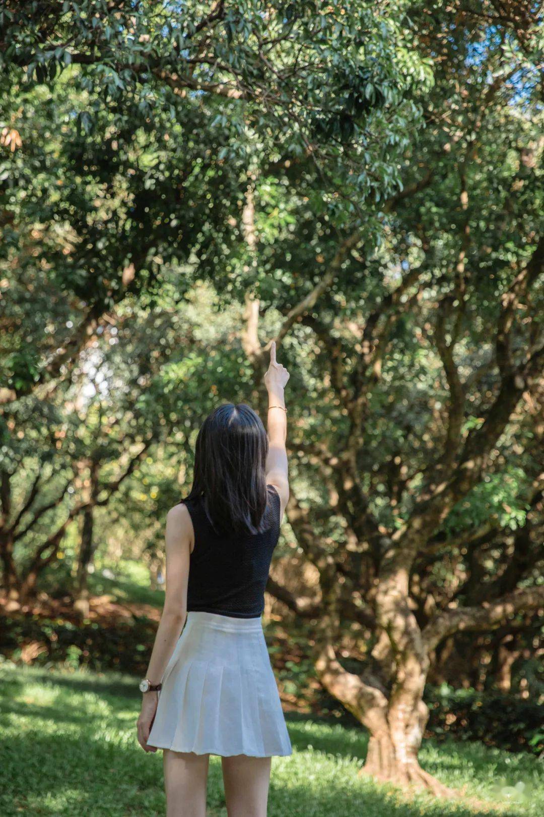 如何给人拍照角度好看 0d115bacb8cd4048a1d140640c442fbd.jpeg