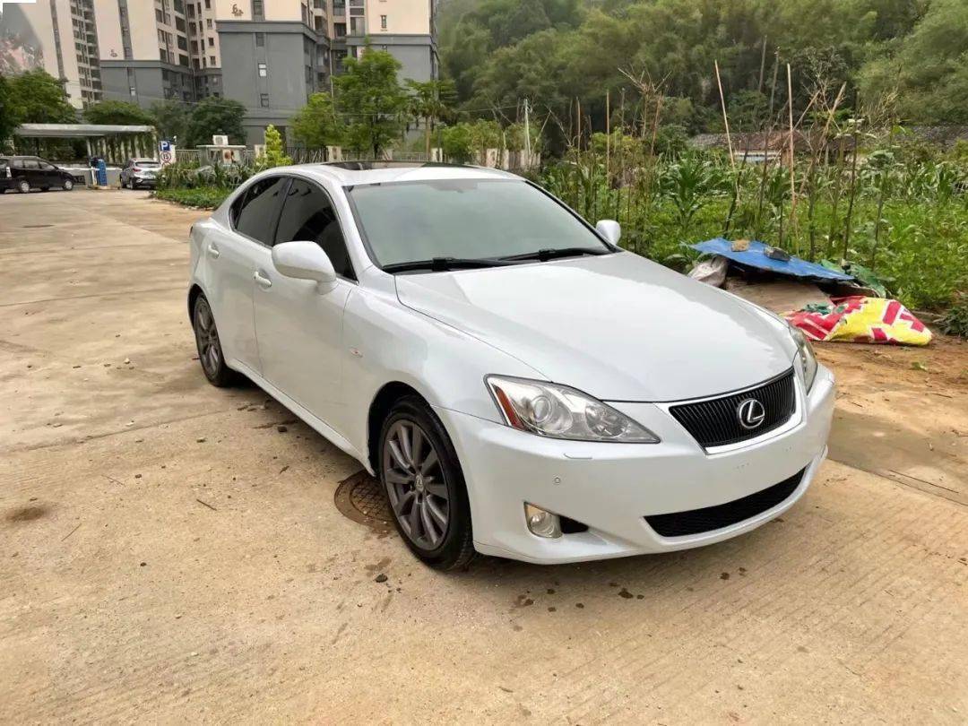 云浮二手靓车07年雷克萨斯is300炫动版30l