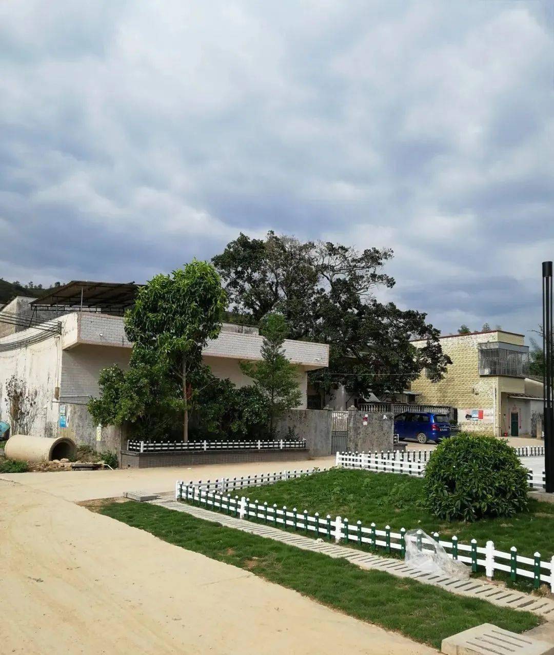 吉隆这个靠海边的村发生大变化你去过吗