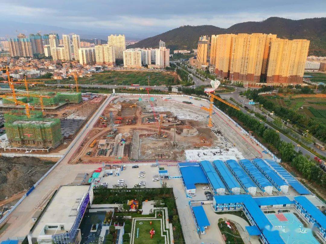 昭通168米高楼已经建成这样了.