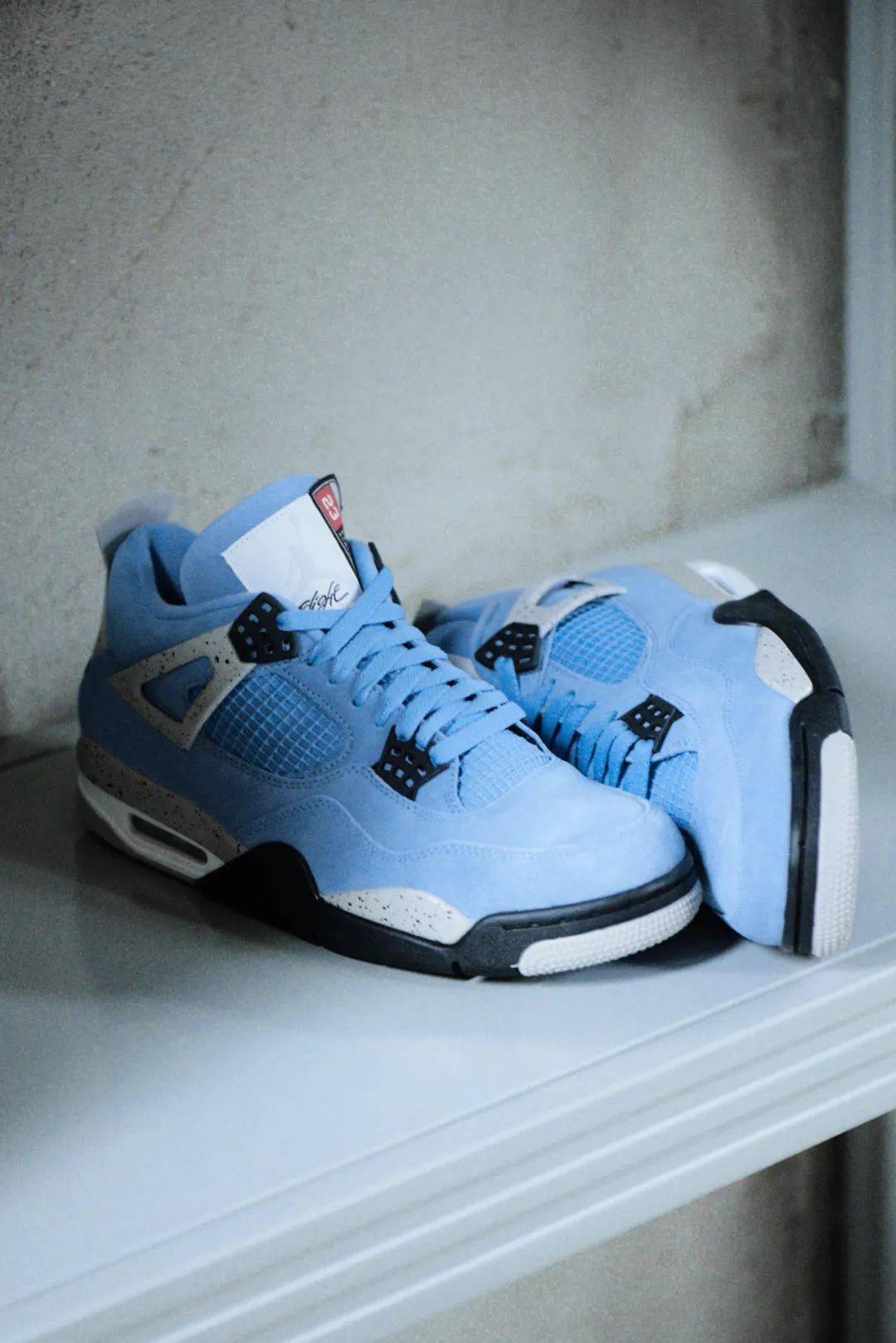 情迷大学蓝 · air jordan 4 retro "university blue"|soar 限量发售
