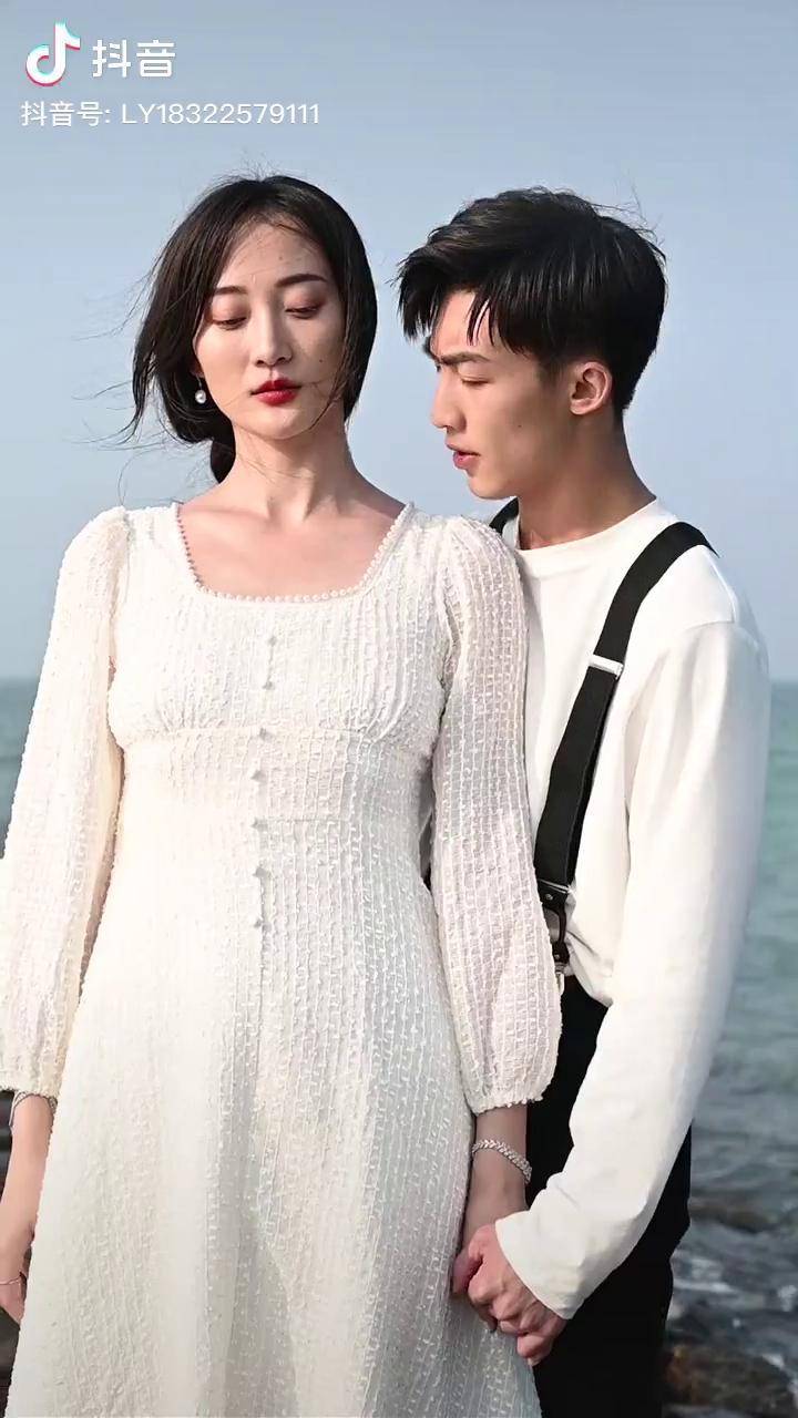 醒醒你们嗑的cp发糖啦苗苗vivi冼峻生