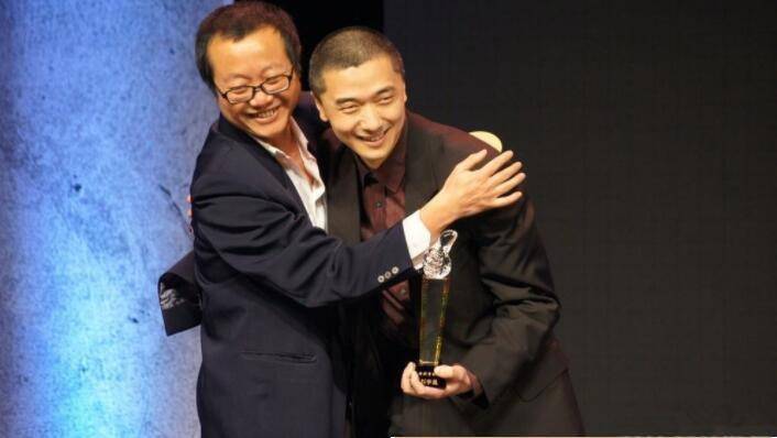 将中文科幻作品带入西方视野 刘慈欣 背后的男人 连日本作家都眼红 刘宇昆