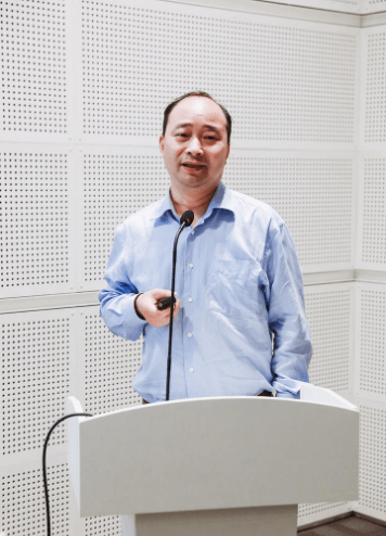 上海交通大学电梯检测中心主任史熙表示:"智能电梯是未来电梯的发展