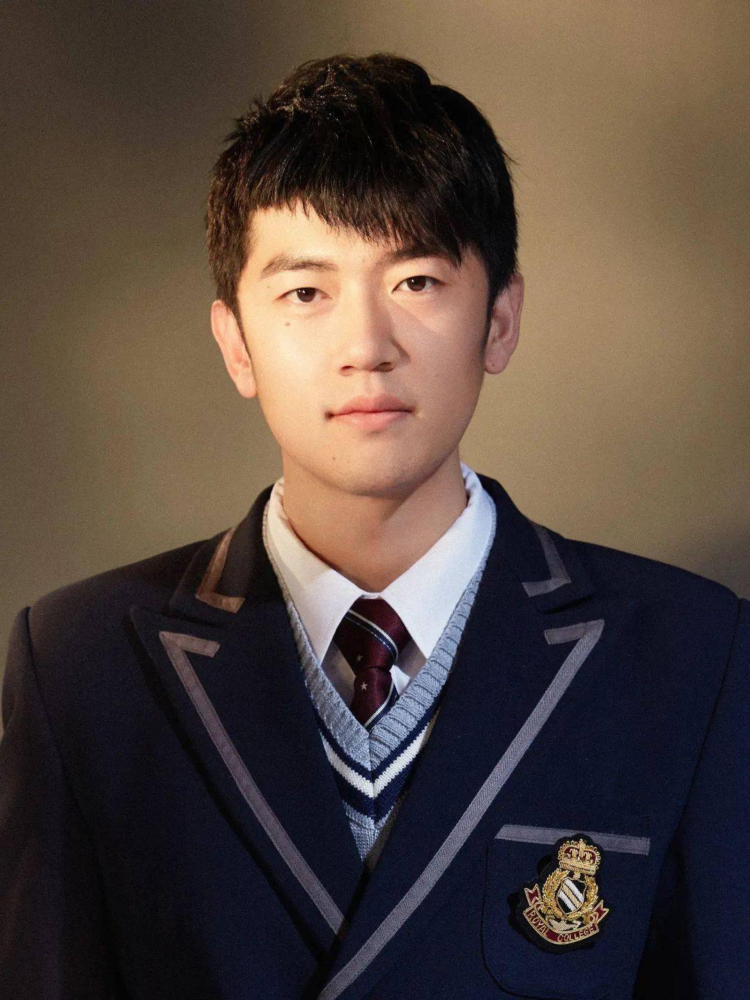 王威毕业与上海戏剧学院