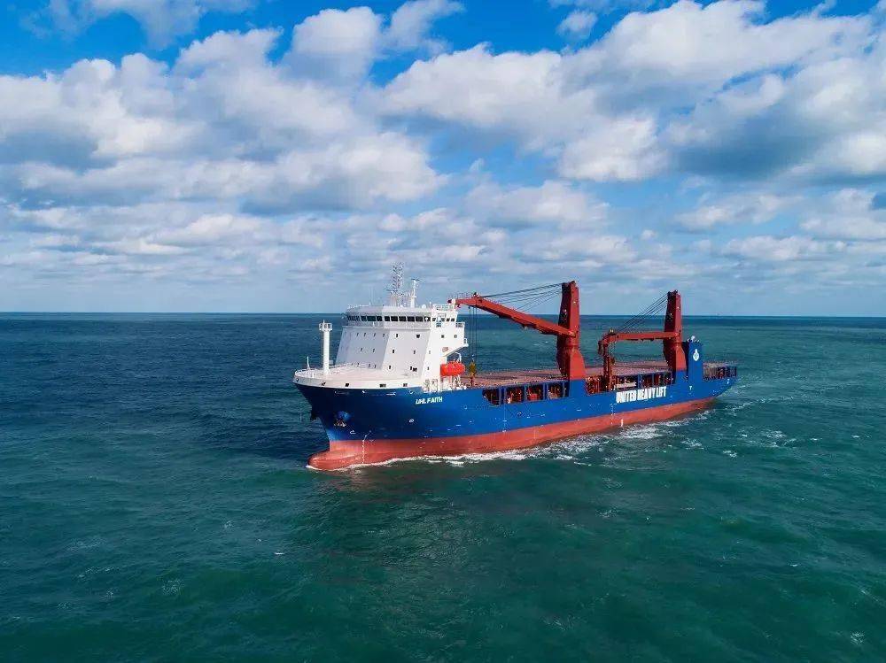 再交一艘沪东中华顺利交付优化型13000吨多用途重吊船3号船