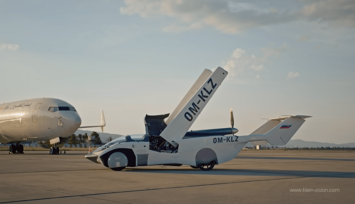 汽车上天了：aircar 飞行车完成测试，最高时速 170 公里