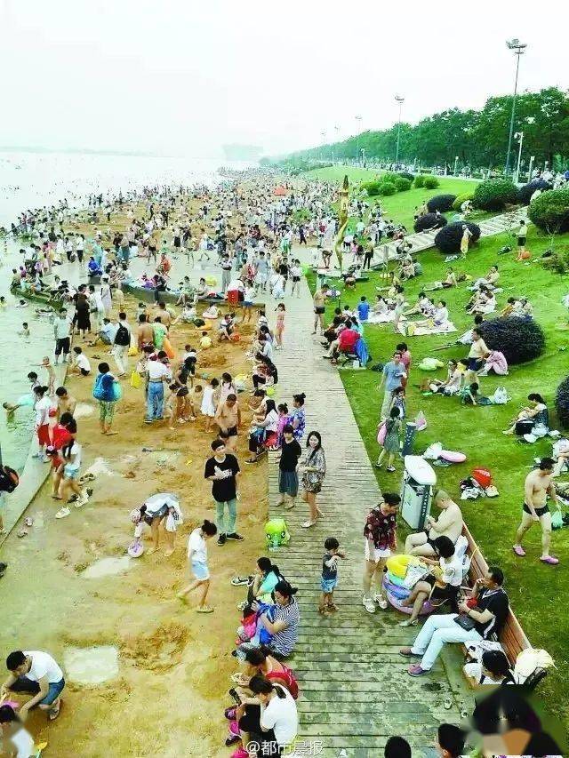 云龙湖万人游泳场已开放!有个大变化