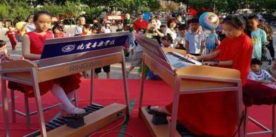 晓雯音乐双排键曲谱_晓雯音乐双排键(4)