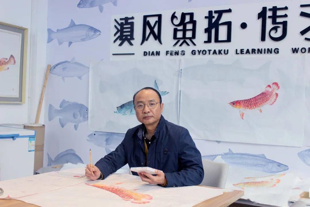鱼拓:让鱼在纸上"活"起来_江发强