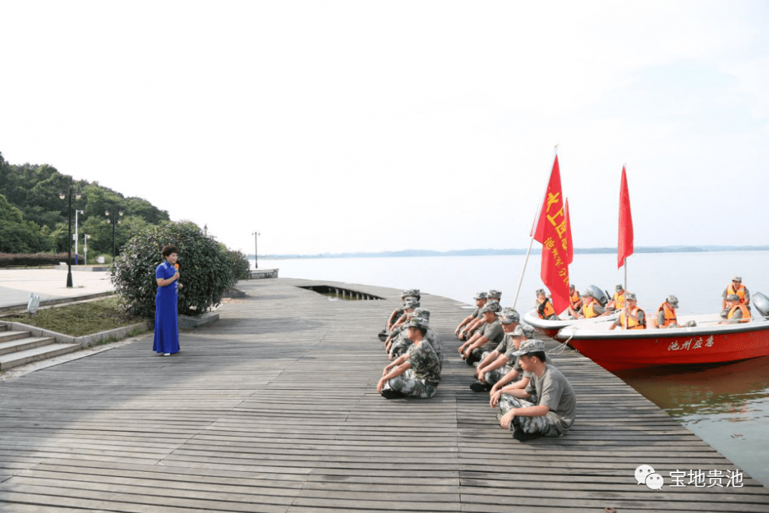 池州军分区在平天湖举行水上防汛演练