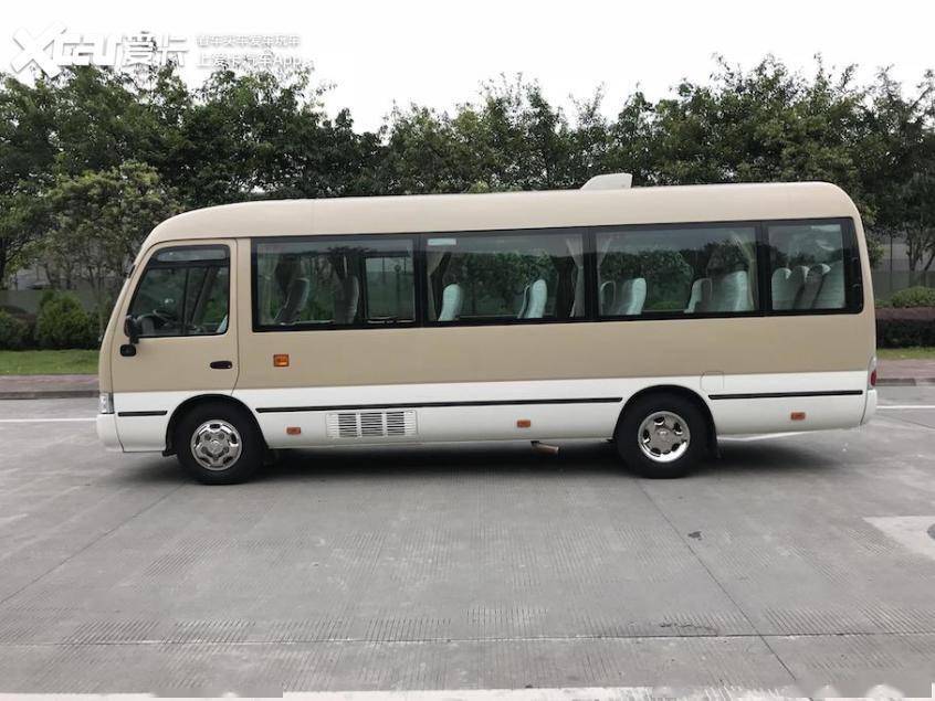 丰田"考斯特":半个世纪铸就经典中巴