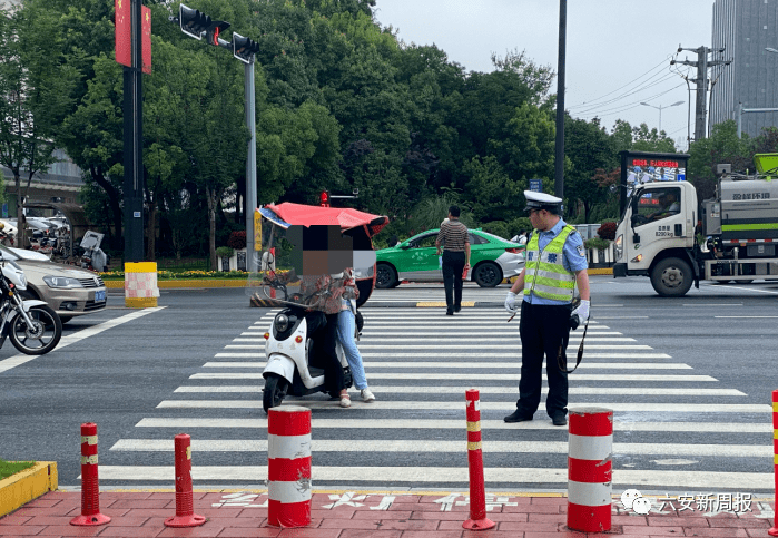 别再心存侥幸！六安街头泛亚电竞又拆了一电动车遮阳棚……(图7)