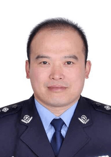 东港区十大政法英模