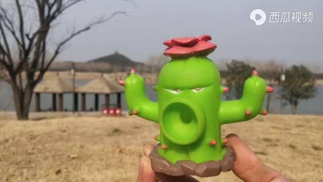 植物战士聚会捡到奥特曼卡片当舞台竟唤醒怪兽贝洛神