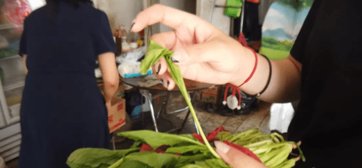 大力水手|女孩用15斤菠菜做了件衣服！网友：遇见大力水手咋办？