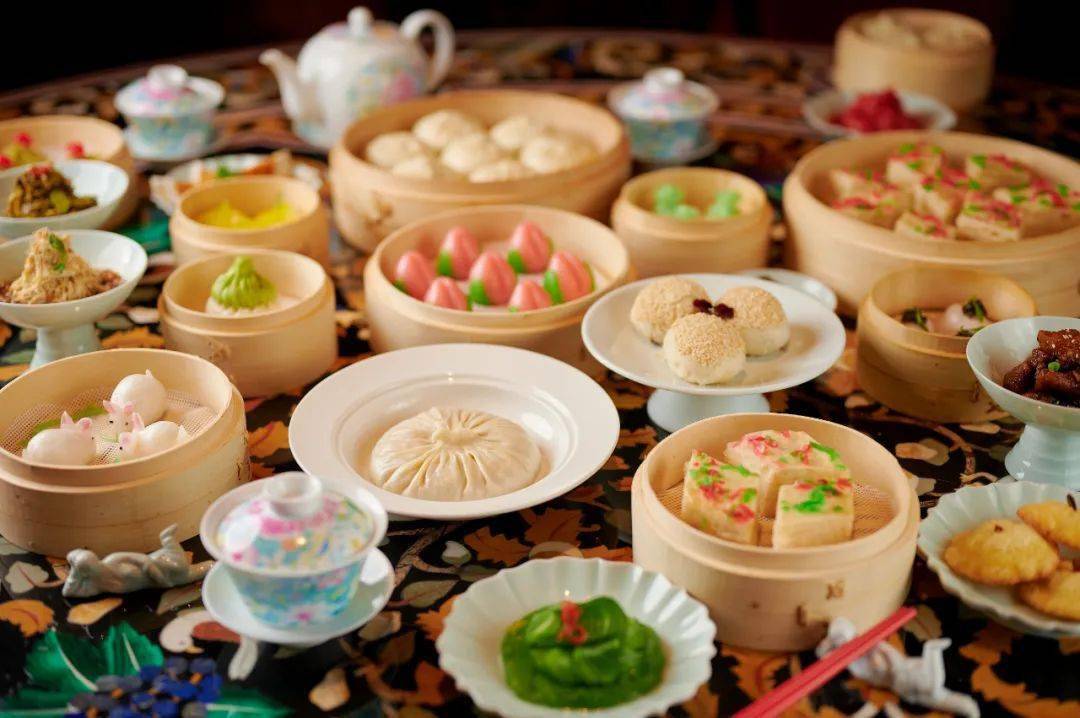 hotnews夏日派对繁忙都市里的自然妙趣