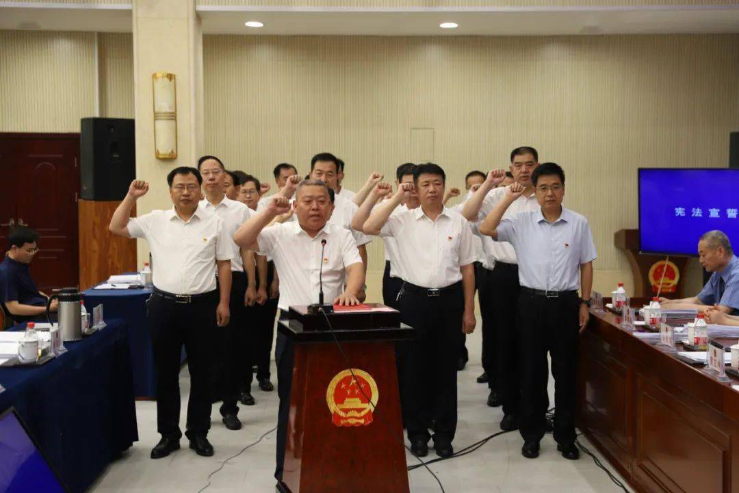 审议通过了运城市生态环境局河津分局局长杨忠义受市人民政府委托所作