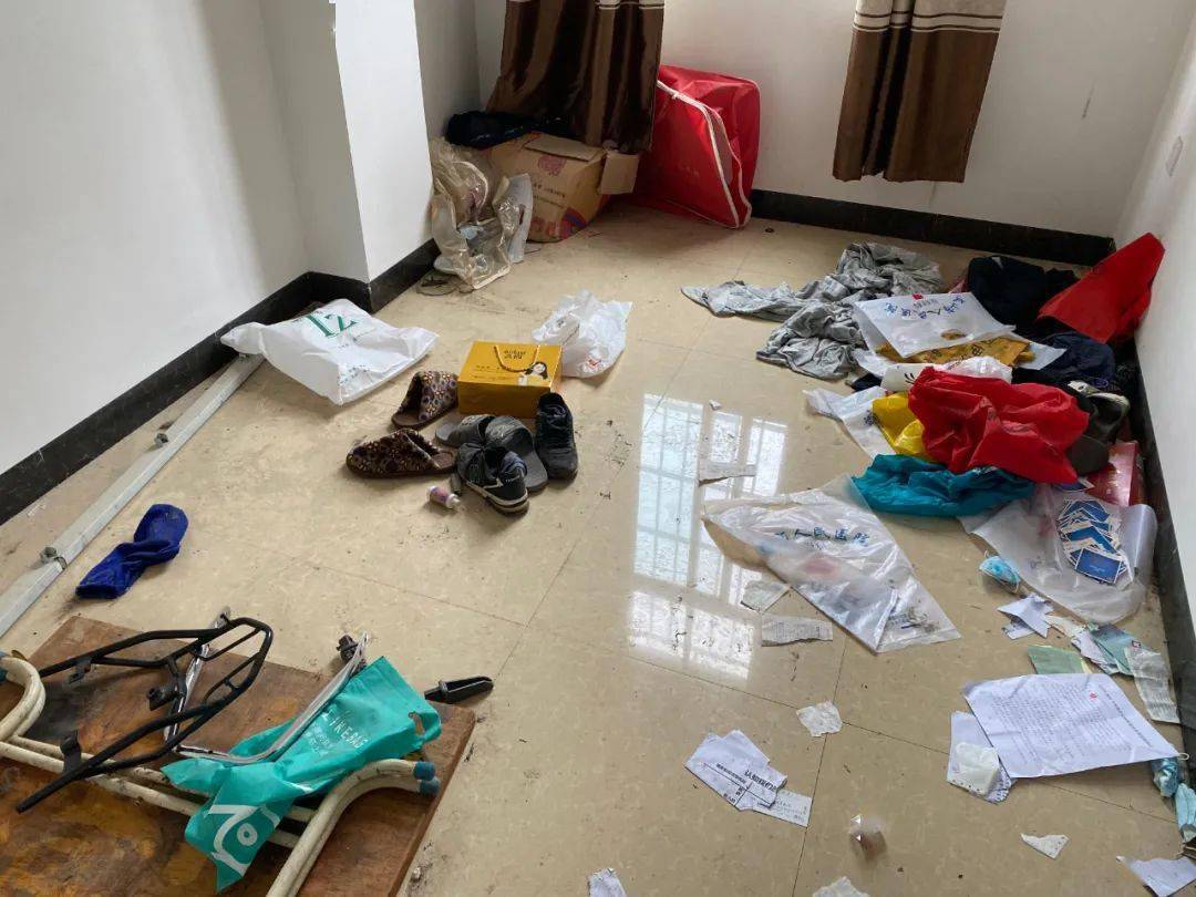 文山一男子租房半年离开后的房屋画面令人惊呆了